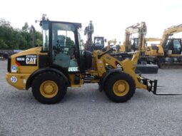 2019 CAT 906 M