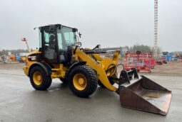 2016 CAT 908 M