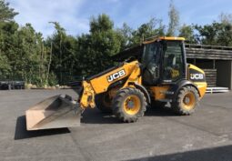 2011 JCB TM220